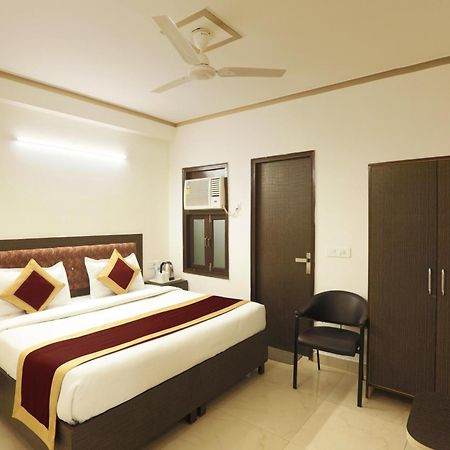 Hotel The Ocean Near Igi Airport Neu-Delhi Exterior foto
