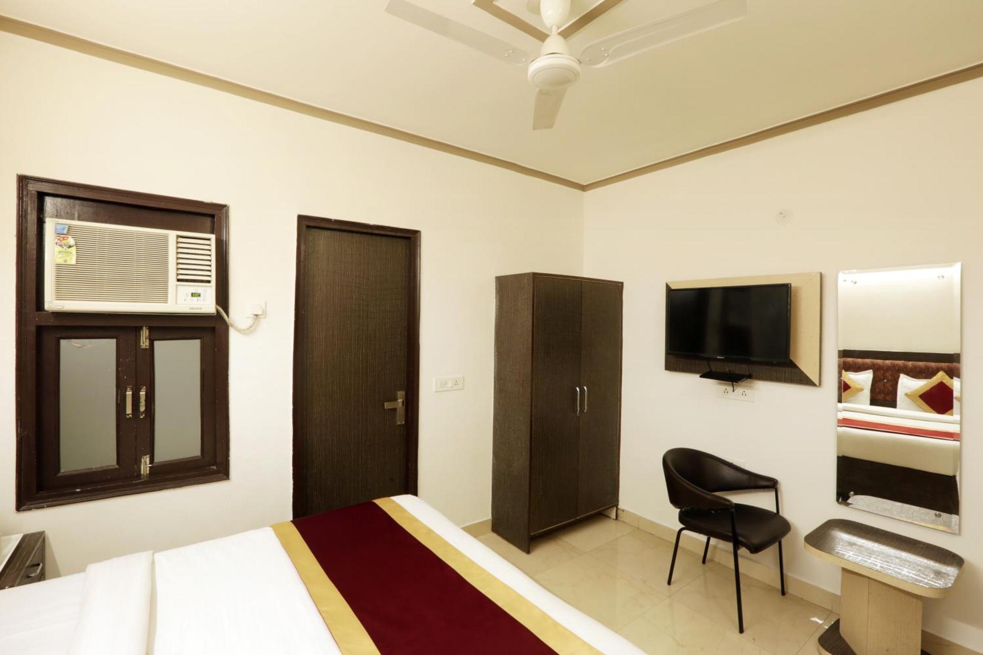 Hotel The Ocean Near Igi Airport Neu-Delhi Exterior foto